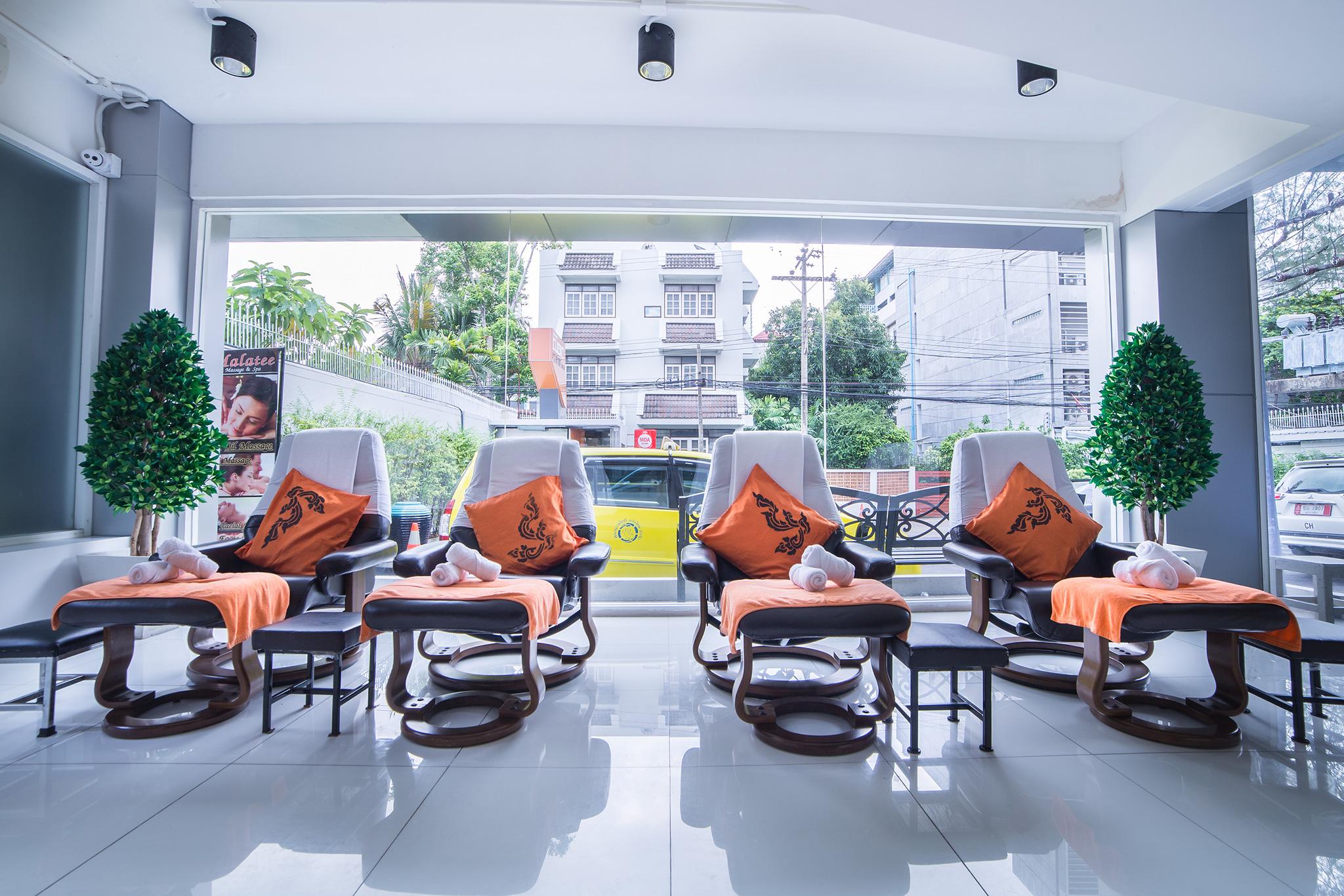 Cubic Pratunam Bangkok Exterior photo